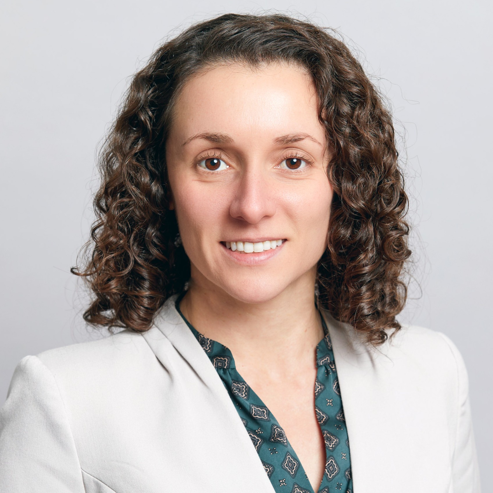 Mariya Entina, CFA